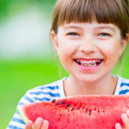 Benefits of early orthodontic treatment for children